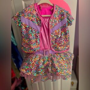 Size 4-5t girls pink sequence costume with removable vest.